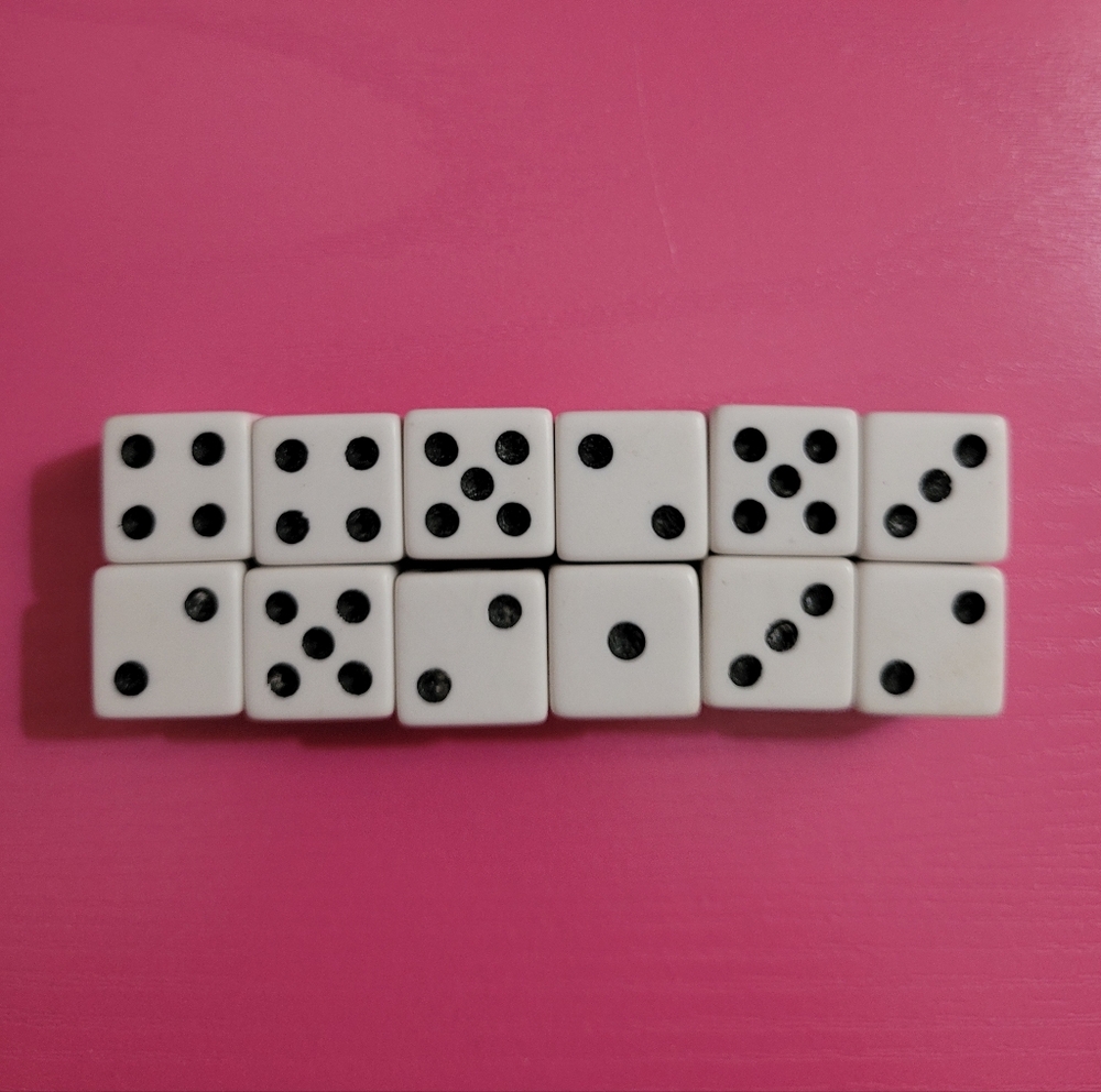 Standard White Dice Set With Black Pips.  Set Of 6. 1/2"  (0499)